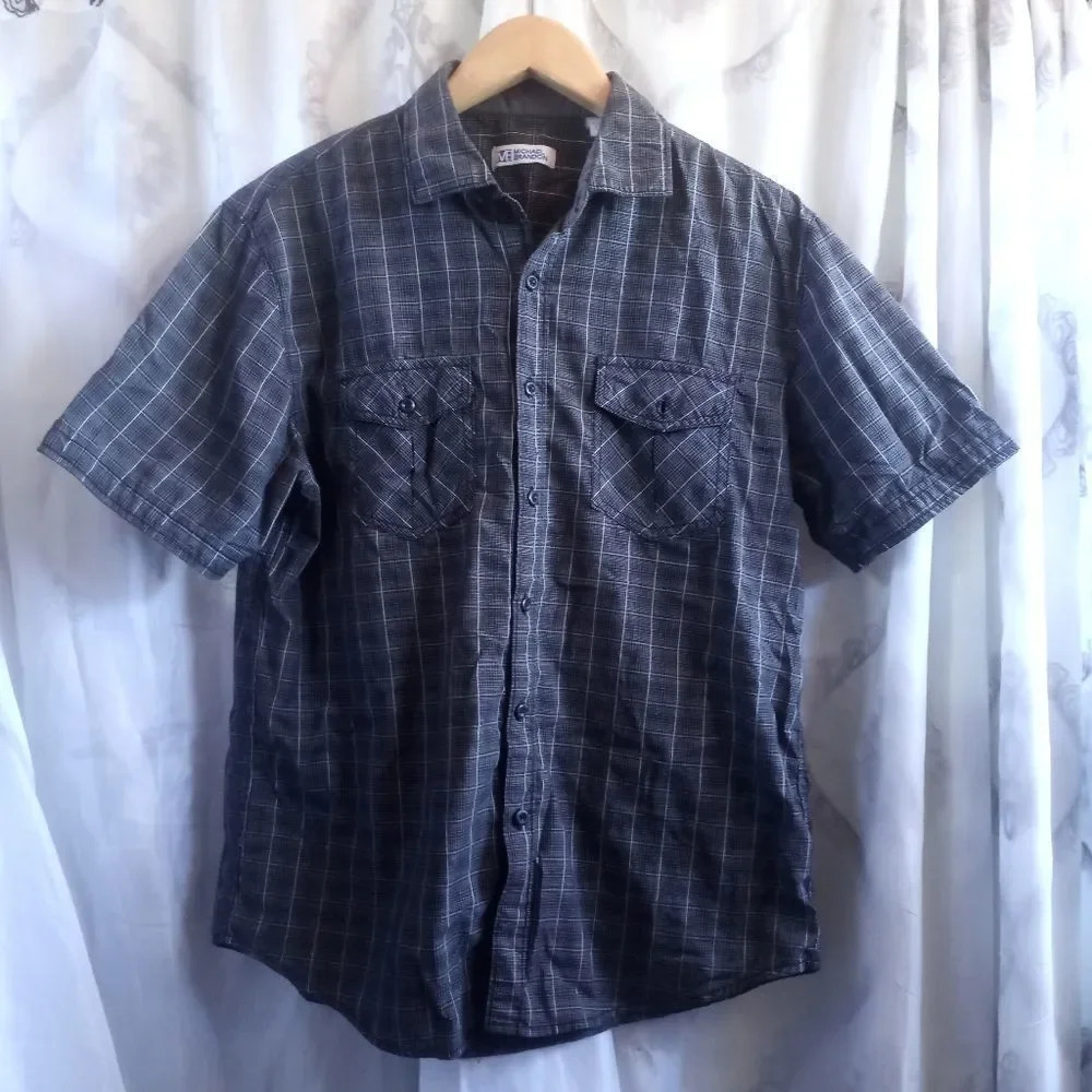 Michael brandon top size large ( Bag X )